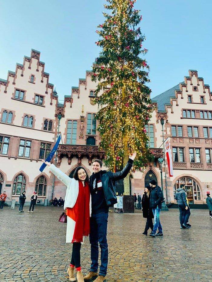 MC Hoàng Oanh cùng chồng Tây du lịch châu Âu hưởng tuần trăng mật muộn-2