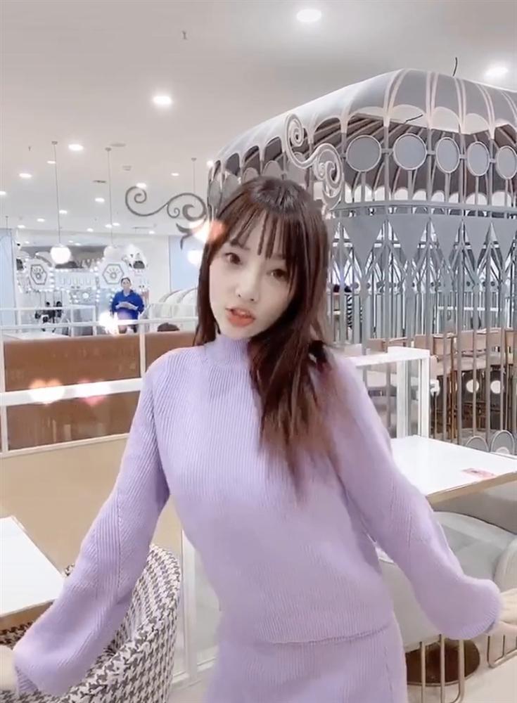 Lý Tiểu Lộ bị chỉ trích mặt dày sau khi khoe clip nhảy nhót vui vẻ-4