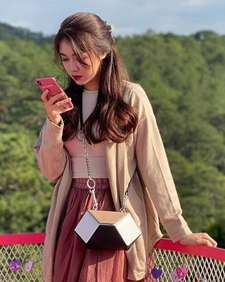 Cầu thủ Việt tặng xe hơi, đồ hiệu, đưa nửa kia đi du lịch dịp cuối năm-8