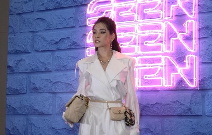 Chi Pu không ngại chơi lớn: Đi ra ngoài là đeo liền một lượt 3 chiếc túi lủng lẳng-5