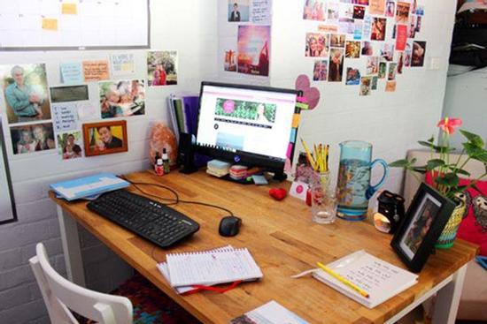 3 thứ đẹp mấy cũng không được để trên bàn làm việc kẻo sự nghiệp tuột dốc không phanh