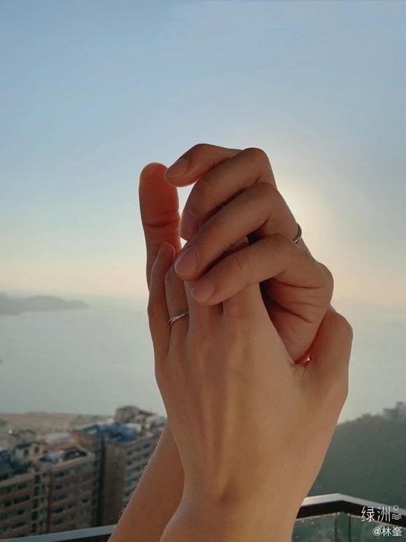 Ngày cuối cùng của năm 2019, tài tử TVB Lâm Phong chính thức công bố kết hôn-1