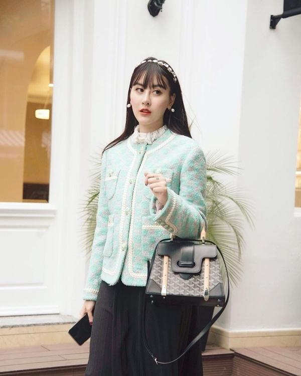 Thanh Hằng, Thiều Bảo Trâm và các mỹ nhân Việt cùng lăng-xê chất liệu vải tweed trong những ngày trở gió-4