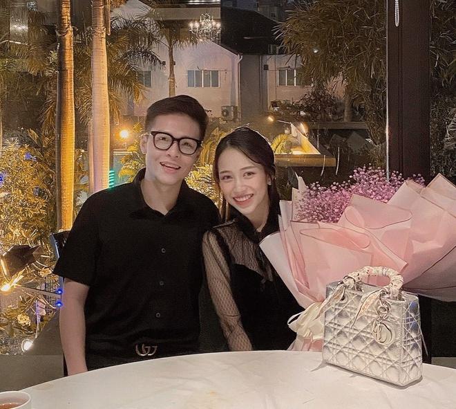 Hội rich kid Việt mua sắm, du lịch sang chảnh đón năm mới-1