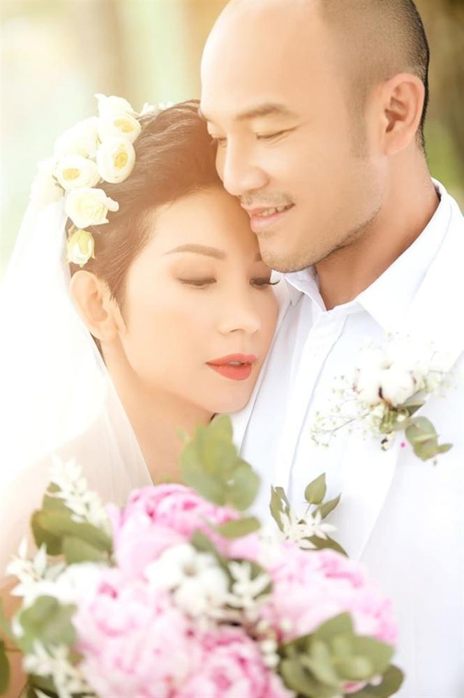 HOT: Rò rỉ ảnh cựu mẫu Xuân Lan bí mật tổ chức đám cưới tại Đà Nẵng-13