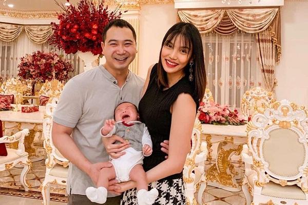 Thấy Lan Khuê mặc kệ con khóc cả ngày không dỗ, ông xã vắng nhà phản ứng bất ngờ-8