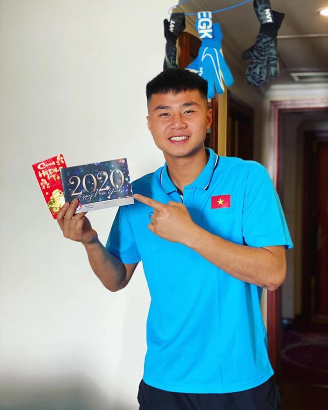 Đức Chinh, Đình Trọng và dàn cầu thủ U23 check-in sang Thái Lan-2