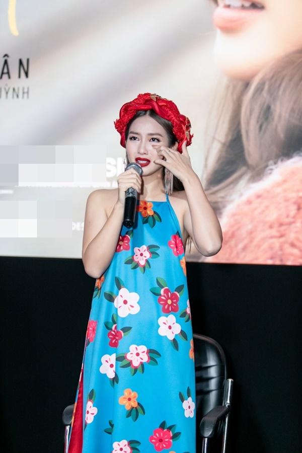 Khả Ngân rẽ ngang làm ca sĩ, tự tin giọng hát sẽ làm nên chuyện-2