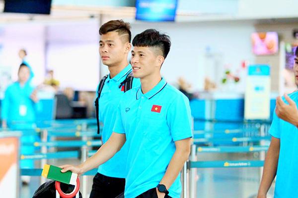 Hồi phục chấn thương, Đình Trọng lên đường sang Thái Lan thi đấu, hẹn mùng 3 Tết trở về-1