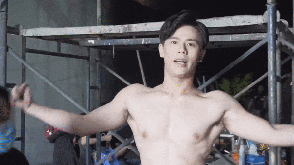 Nam MC nổi tiếng công khai loạt ảnh nóng rẫy làm hội fangirl xịt cả máu mũi-5