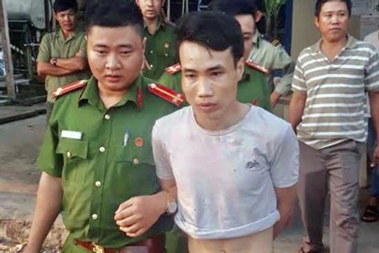 Người đàn ông ở Bình Dương sát hại vợ cũ vì con không cho hôn