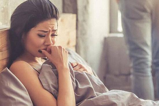 Vì yêu cứ đâm đầu, tôi bất chấp 'đổ vỏ' yêu người cũ của bạn thân