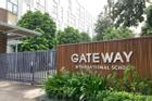 Lần đầu hé lộ những hình ảnh từ camera an ninh vụ bé trai 6 tuổi trường Gateway tử vong