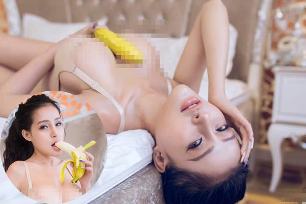 Trời lạnh -6 độ, Ngân 98 lại gây sốc khi mặc bikini uốn éo tạo dáng cùng bạn trai ở Hàn Quốc-4