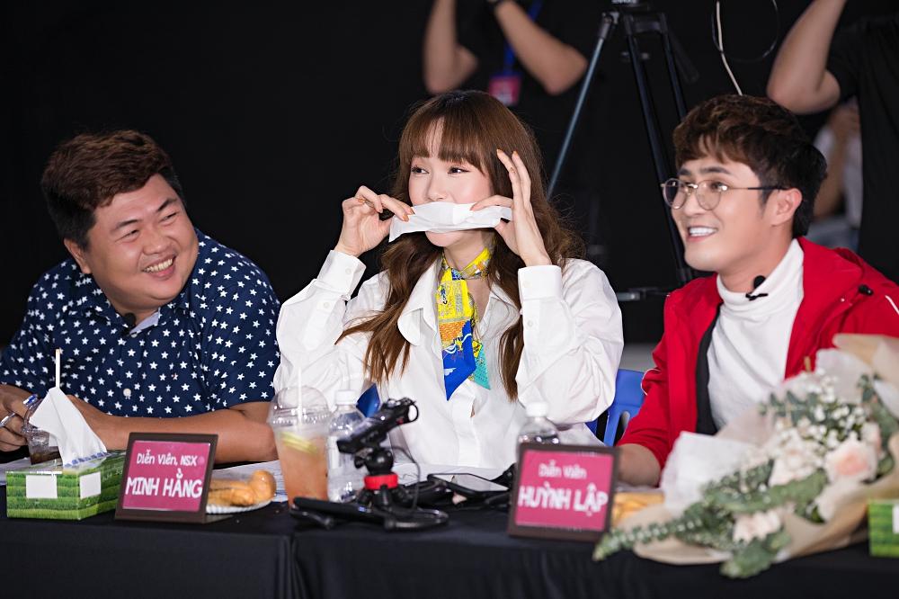 Minh Hằng tổ chức ‘đại hội tuyển phi công’, dàn trai đẹp 6 múi tấp nập tham gia-12