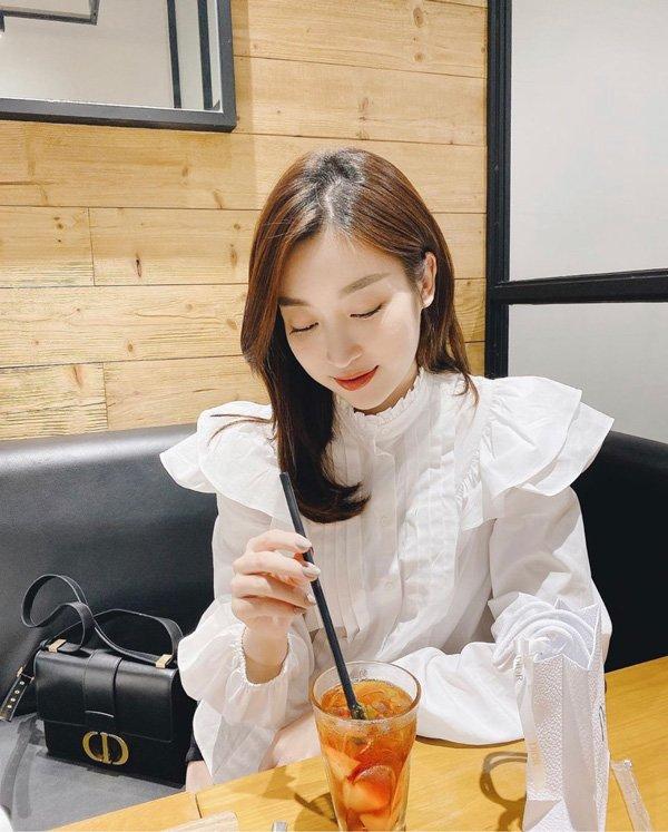 Hôm trước còn kêu cắt tóc hư, Đỗ Mỹ Linh giờ đã có mái tóc ngắn đẹp nhất làng Hậu-9