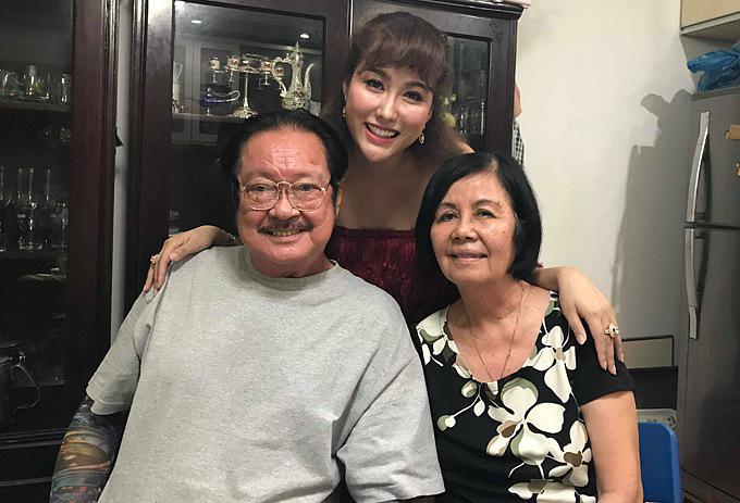 Cố NSƯT Chánh Tín: Thời trẻ phong lưu, giàu nức tiếng, cuối đời chật vật mưu sinh sau 3 lần phá sản-8