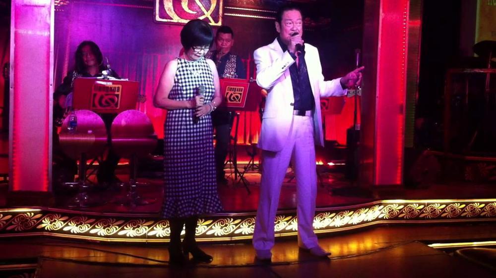 NSƯT Chánh Tín: giọng hát làm say đắm trái tim bao thiếu nữ, thống trị sân khấu âm nhạc một thời-9