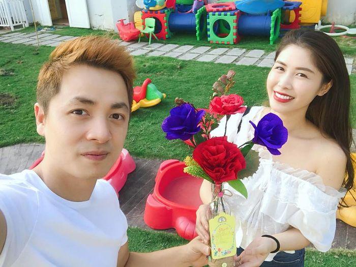 Sao nam Vbiz nổi tiếng chiều vợ: Người chi tiền tỷ lấy lòng, người ghi điểm bằng hành động giản dị-8