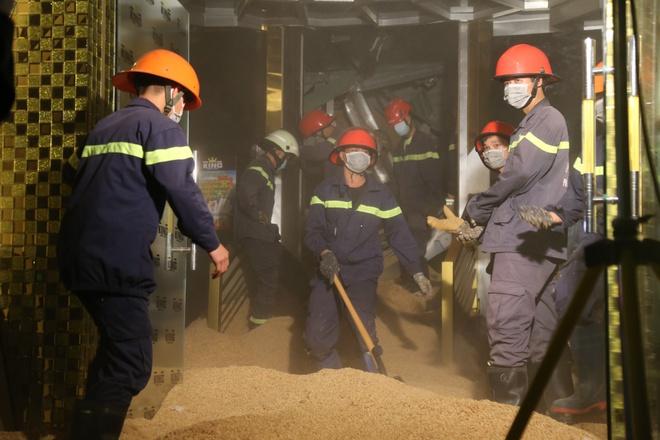 Giang hồ đe dọa phóng viên tác nghiệp vụ sập vũ trường King Night Club-1