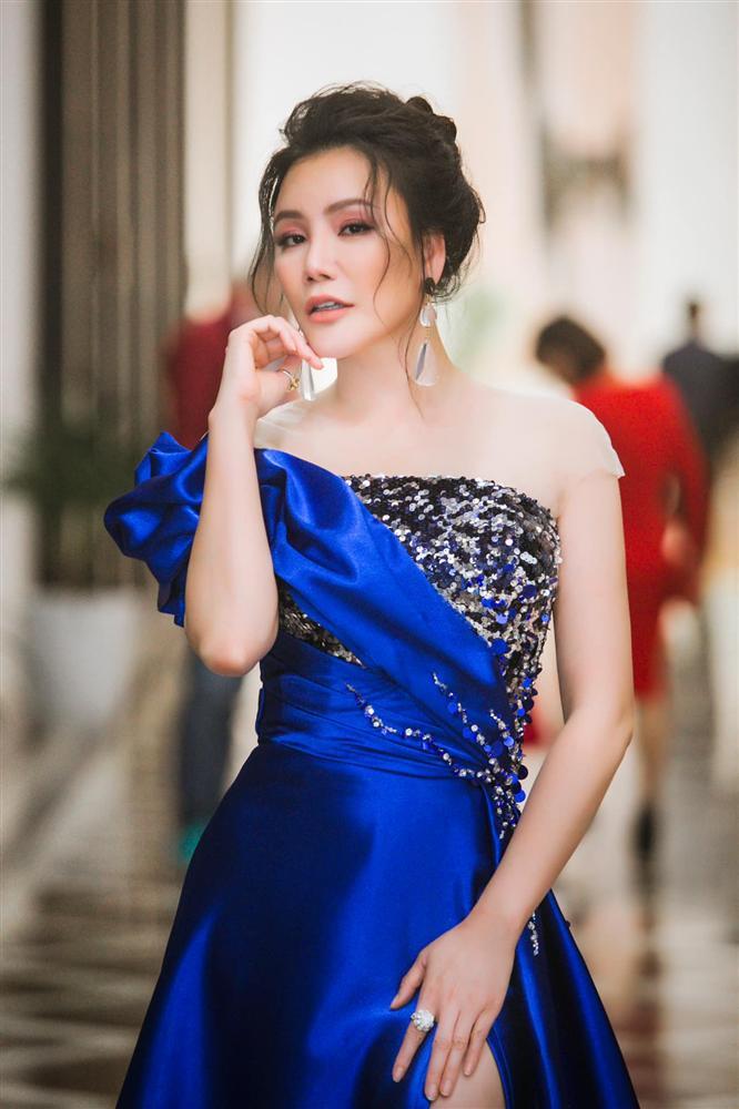 Trau chuốt với đủ kiểu làm đẹp, mỹ nhân làng giải trí khóc ròng vì tự mình hại mình-2