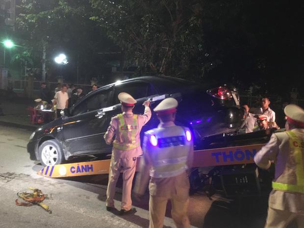 Tài xế đóng cửa bỏ chạy khi bị CSGT dừng xe đo nồng độ cồn-4