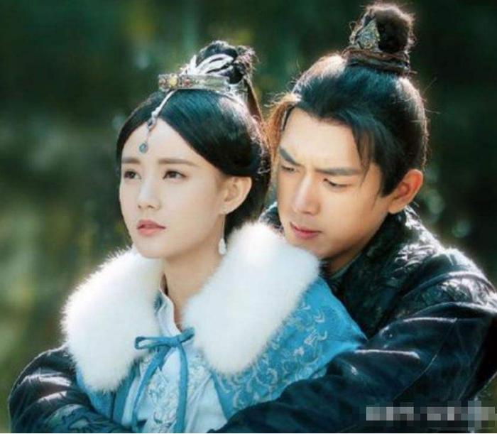 Nắm trong tay hơn 20 vai diễn lớn nhỏ, vì sao sự nghiệp của Lý Nhất Đồng vẫn mãi lênh đênh?-1