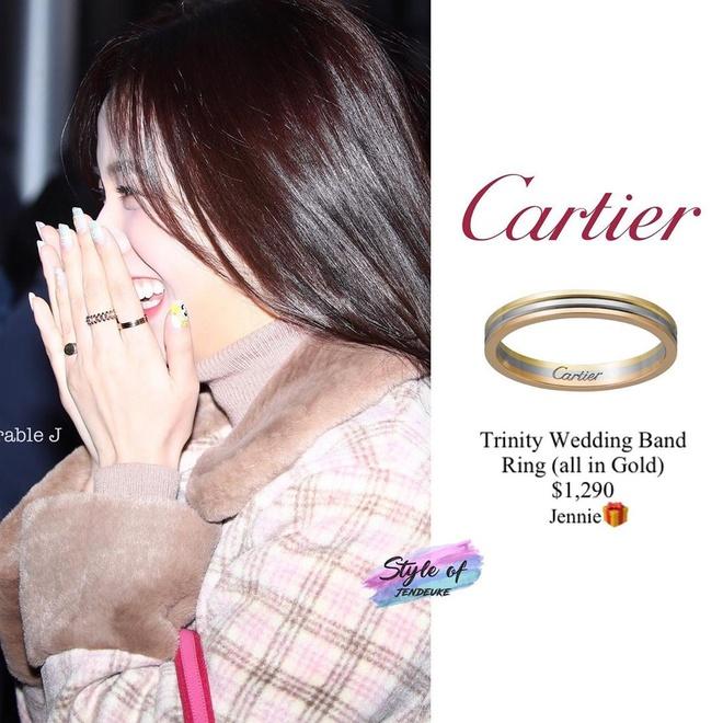 Jennie (BlackPink) tặng nhẫn Cartier giá hơn 1.200 USD cho Jisoo-1