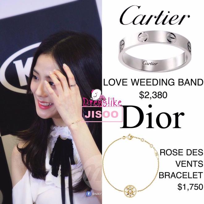 Jennie (BlackPink) tặng nhẫn Cartier giá hơn 1.200 USD cho Jisoo-4