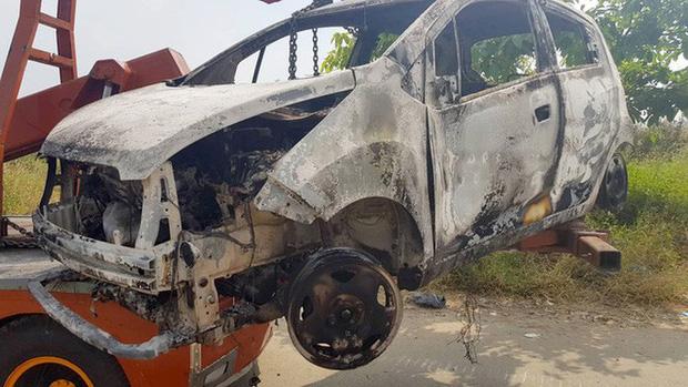 Khởi tố nghi phạm người Hàn Quốc sát hại gia đình đồng hương ở Sài Gòn, đốt ô tô phi tang-3