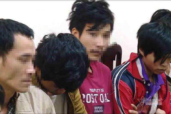 Tạm giữ người giám sát công trình trả lương công nhân bằng ma túy-2