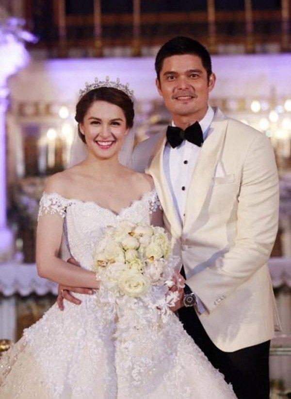 Đám cưới của Marian Rivera - Dingdong Dantes được tổ chức vào năm 2014 có sự hiện diện của cựu Tổng thống Philippines - ông Benigno Aquino III như một minh chứng cho vị trí của người đẹp ở đất nước này.