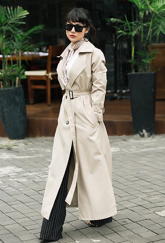 Chỉ cao 1m50, MC lùn nhất làng truyền hình vẫn có bí quyết mặc đẹp như mẫu-3