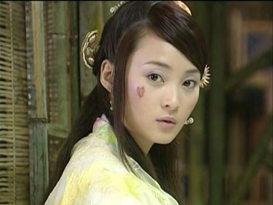 Những vết sẹo hình thù kỳ dị trên mặt các mỹ nhân Hoa ngữ trong phim cổ trang-6