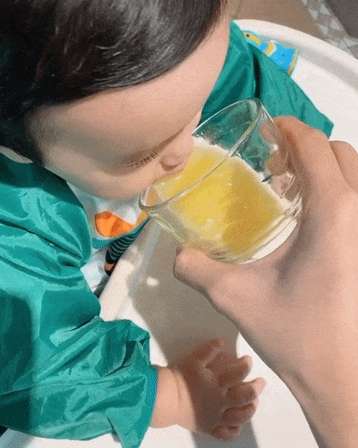 Phát sốt với hình ảnh măm măm dễ thương của quý tử nhà Phạm Hương-1