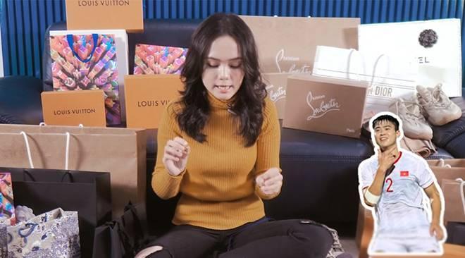 Clip đập hộp đầu tiên của công chúa béo nhà Duy Mạnh: Chịu chi nhưng trang điểm sai sai?-3