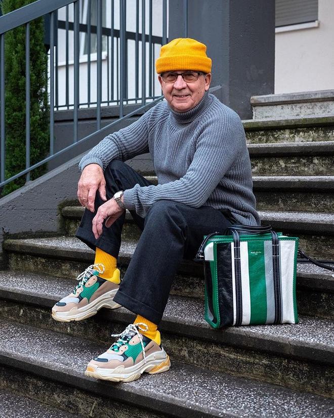 Cụ ông sở hữu toàn giày hiếm, ăn mặc đẹp không kém giới trẻ-6