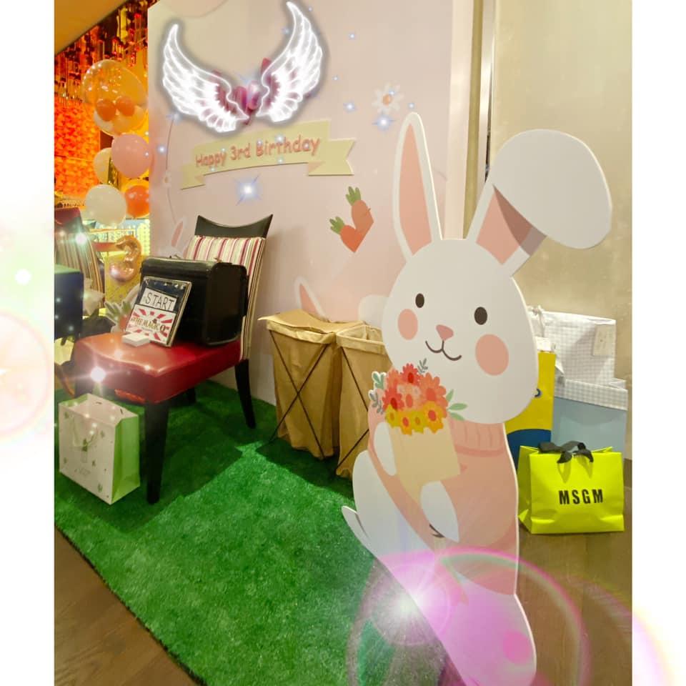 Lâm Tâm Như tự tay chuẩn bị tiệc sinh nhật cho con gái, không gian giản dị nhưng đáng yêu vô cùng-3