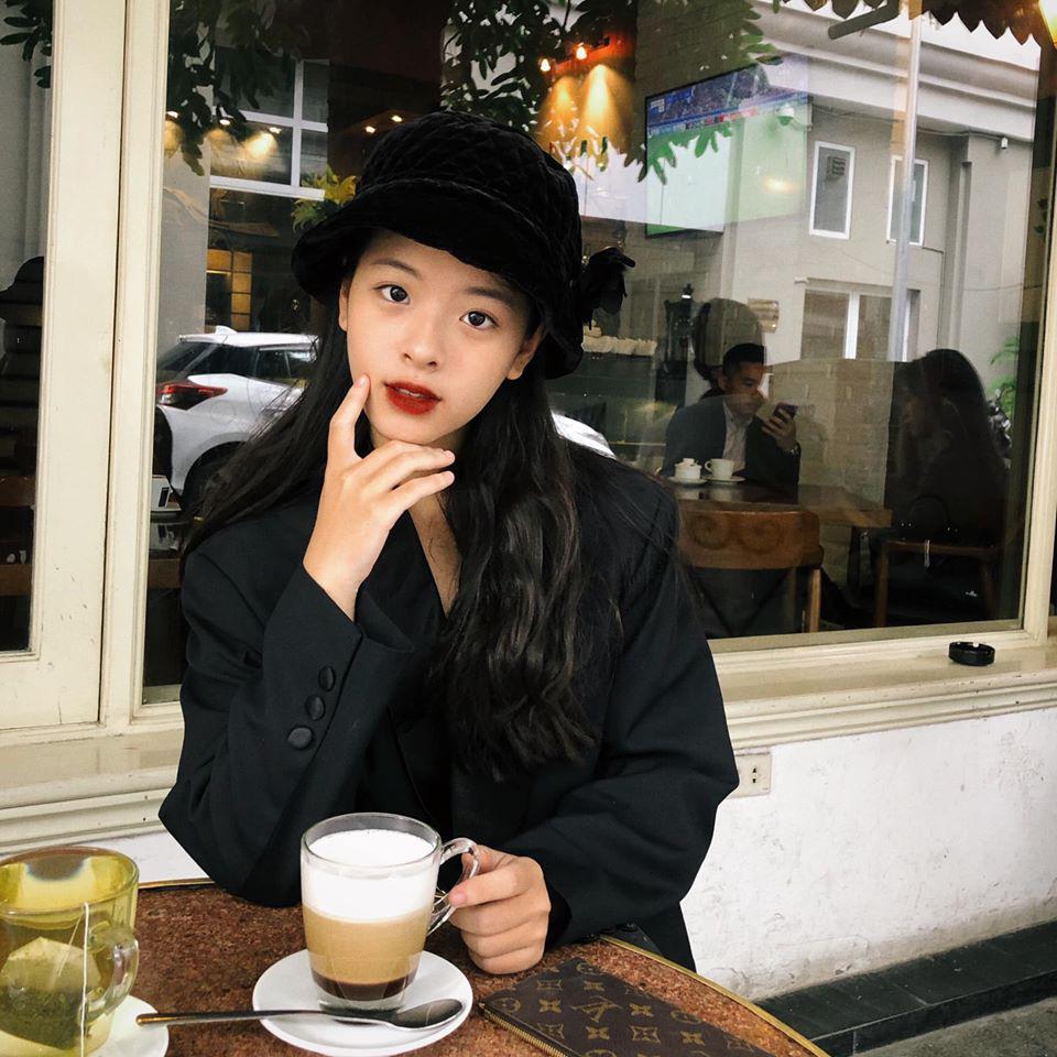 Con gái Chiều Xuân khoe ảnh 3 mẹ con đọ sắc, dân mạng lú lẫn đâu là mẹ, đâu là con-4