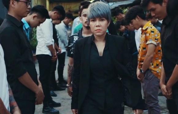 Hứa Minh Đạt chơi lớn với tóc khói, Vũ Hà hết hồn tưởng đâu danh hài Việt Hương-5