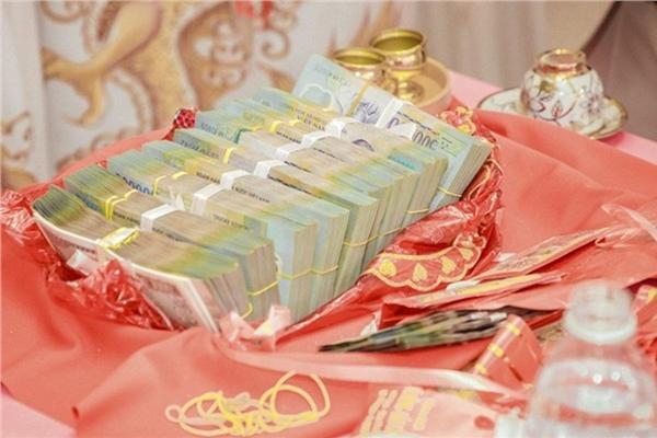 Vợ báo cảnh sát 6 lần trong đêm tân hôn vì không muốn động phòng khiến chồng tức nghẹn-4