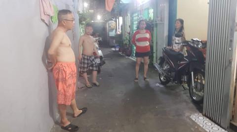 Học sinh mâu thuẫn, phụ huynh vào trường đánh hiệu phó bị thương-2