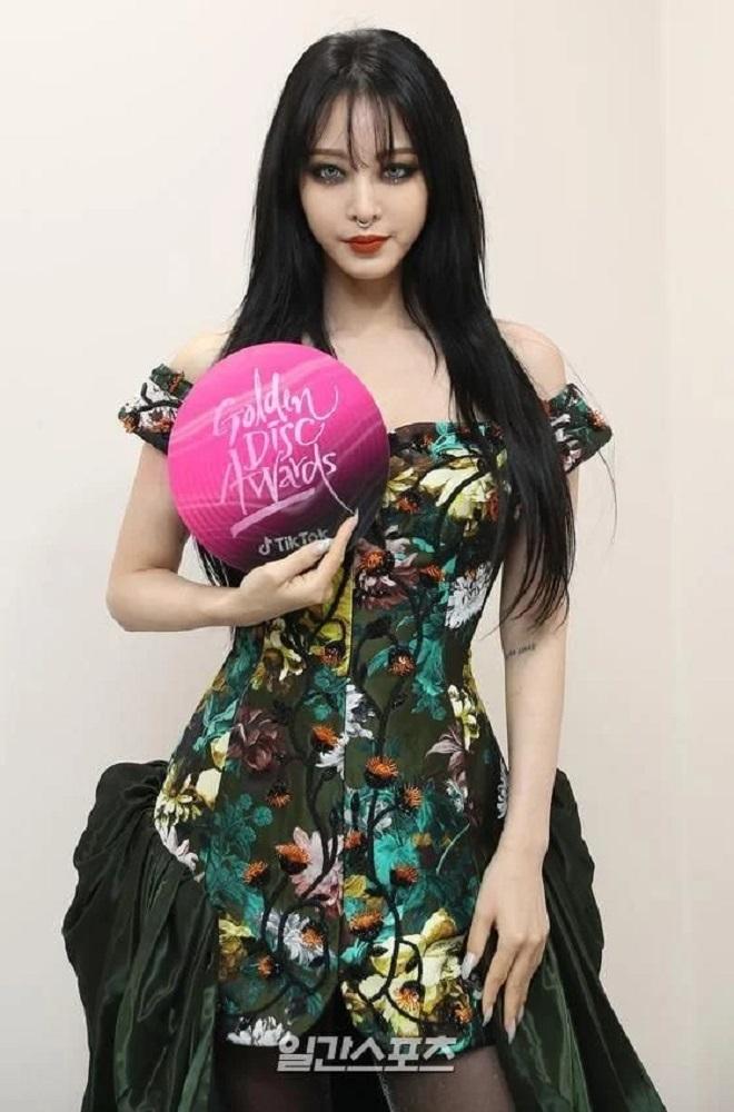 Jungkook BTS bị chỉ trích vì hành động thiếu tôn trọng Han Ye Seul-2