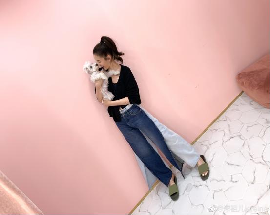 Tống Tổ Nhi lộ ảnh qua đêm với đàn anh hơn 16 tuổi-3