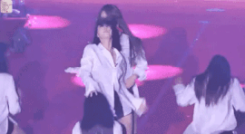 Đêm nhạc của PSY bị phản ứng vì màn vũ đạo gợi dục-1