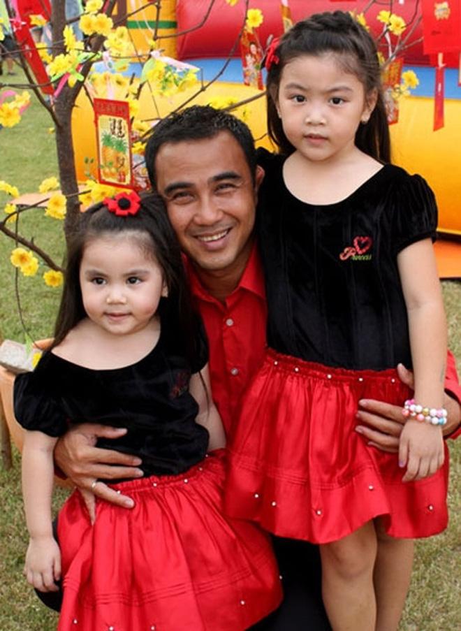 15 tuổi không dùng MXH, không khoe hàng hiệu đắt đỏ dù là rich kid, 2 con gái nhà MC Quyền Linh ngày càng bộc lộ khí chất hotgirl-4