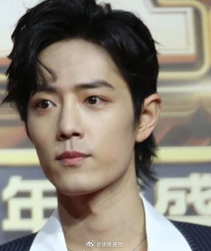 Ảnh chưa qua chỉnh sửa của sao Hoa ngữ: Tiêu Chiến, Địch Lệ Nhiệt Ba có thực sự đẹp như lời đồn?-2