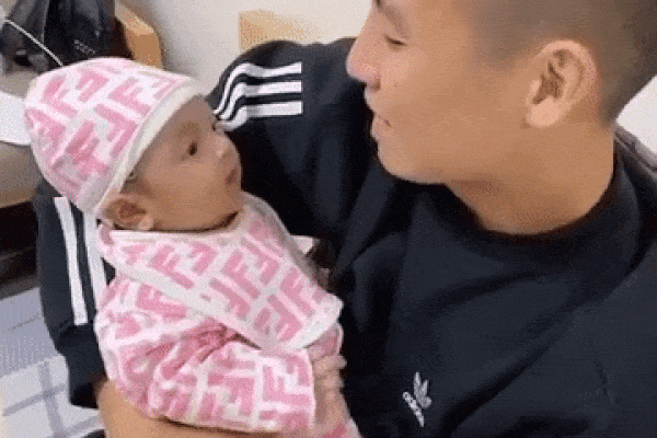 Phản ứng của cô chủ tiệm nail giữa tin đồn qua tết sẽ tổ chức đám cưới với Quang Hải-8