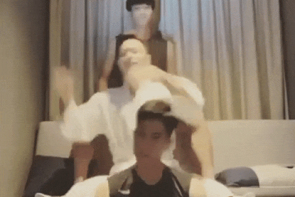 Lý giải khoảnh khắc U23 Việt Nam bị hụt cơ hội ghi bàn dù đối thủ để bóng chạm tay-2