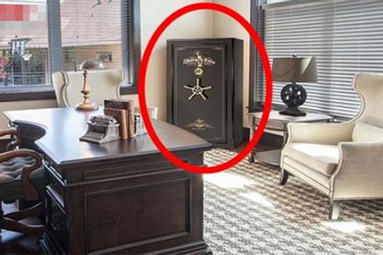 Cuối năm, mua két sắt, hòm đựng tiền về chỉ cần đặt 2 vật trong đó, đảm bảo cả năm tiền vào như nước